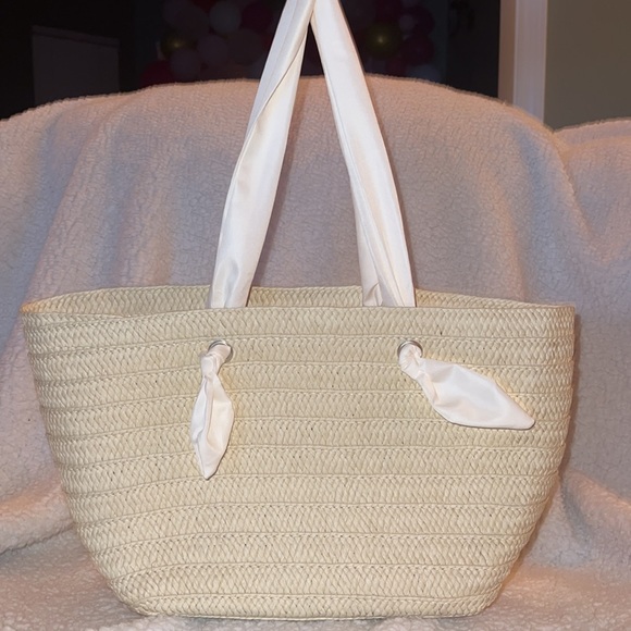 Beach Bag - Picture 2 of 5